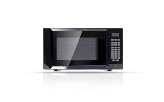 comparing a microwave with a air fryer