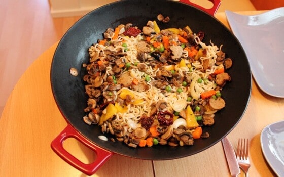 does a wok work on an electric stove?